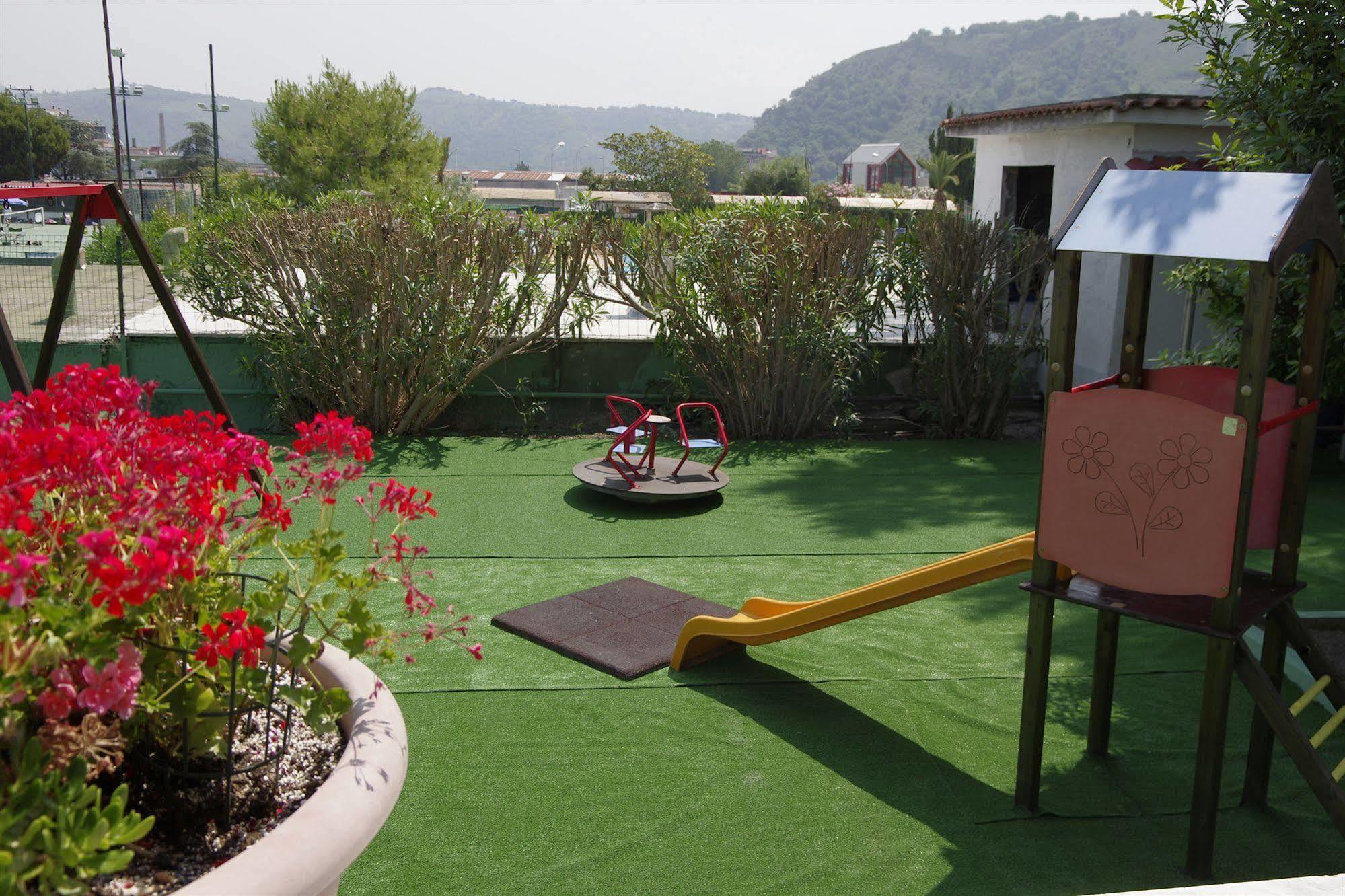 Tennis Hotel Pozzuoli Eksteriør billede