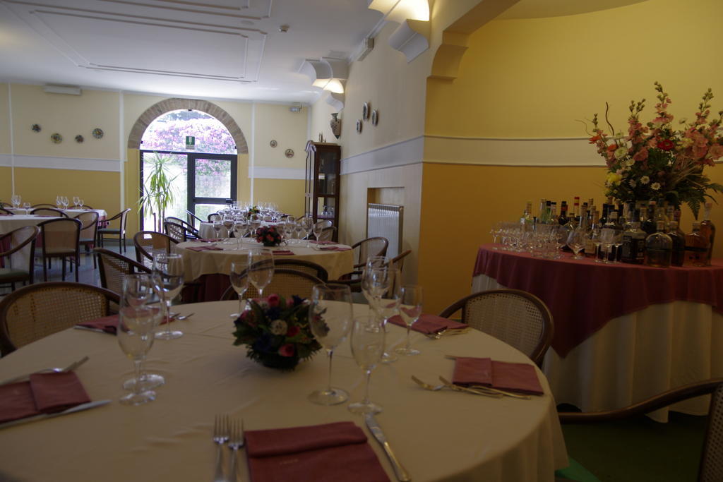 Tennis Hotel Pozzuoli Eksteriør billede