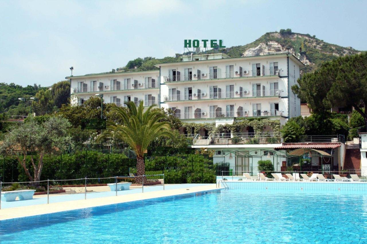 Tennis Hotel Pozzuoli Eksteriør billede